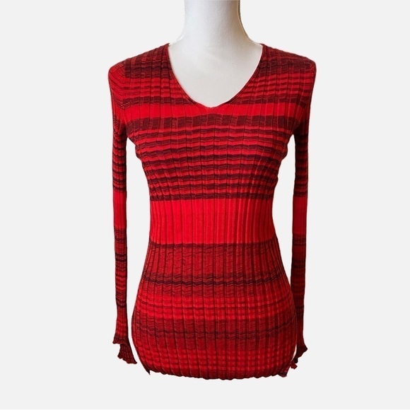 Helmut Lang Striped Ribbed Merino Wool V-Neck Knit Top - Picture 2 of 10